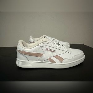 NEW Reebok White & Light Pink Sneakers